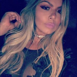 Meet your Posher, Michele